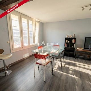 /international/fr/maignelay-montigny-picardie-310119785164/