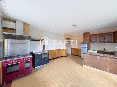 /international/fr/villeneuve-d-amont-franche-comte-310108488312/