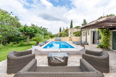/international/fr/eguilles-hh-15803082-eguilles-provence-alpes-cote-d-azur-310100957086/?lang=it
