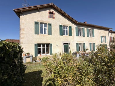 /international/fr/benest-charente-310107301644/