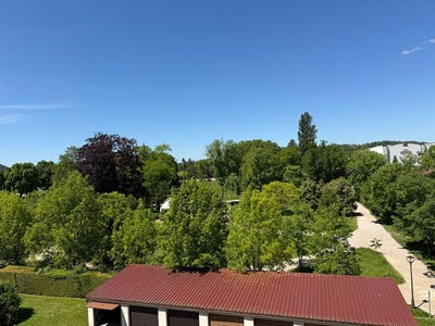 /international/fr/lons-le-saunier-franche-comte-310108035652/