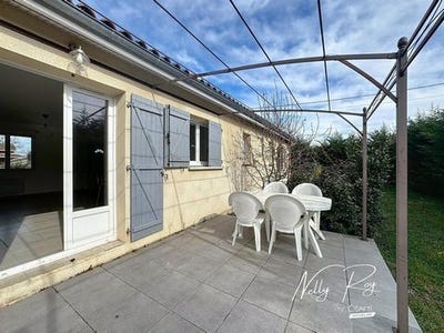/international/fr/lesparre-medoc-aquitaine-120098097538/