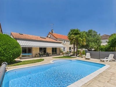 /international/fr/la-faye-charente-310100523134/?lang=zh-cn