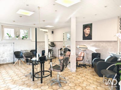 /international/fr/terrasson-lavilledieu-aquitaine-310106796329/