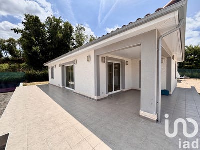 /international/fr/issoire-auvergne-310101043321/