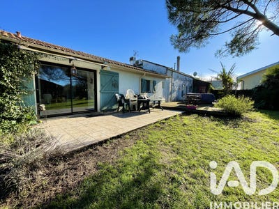 /international/fr/jau-dignac-et-loirac-aquitaine-310108698359/