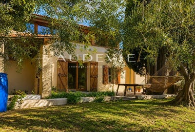 /international/fr/ginestas-languedoc-roussillon-310104571007/