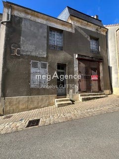 /international/fr/beaumont-sur-sarthe-pays-de-la-loire-310103313055/