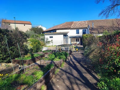 /international/fr/la-redorte-languedoc-roussillon-310106129763/