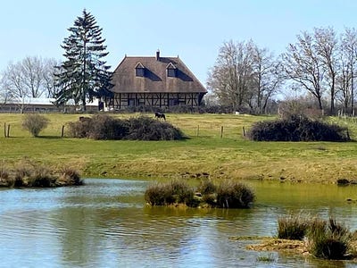 /international/fr/saint-germain-du-bois-burgundy-310098893571/?lang=zh-cn