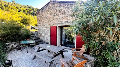 /international/fr/causses-et-veyran-languedoc-roussillon-310105832081/