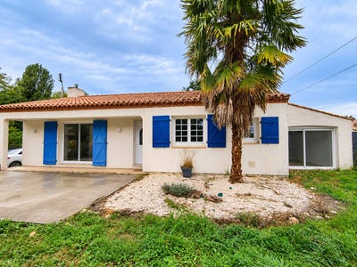 /international/fr/froidfond-pays-de-la-loire-310109965385/