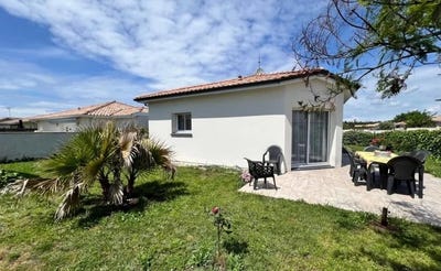 /international/fr/parentis-en-born-aquitaine-310100700657/