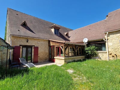/international/fr/le-bugue-aquitaine-310106627252/