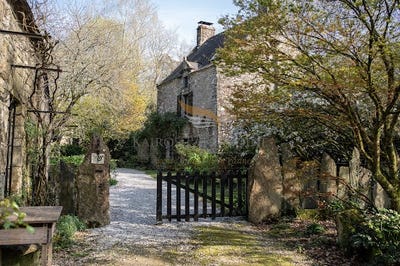 /international/fr/questembert-brittany-310107268916/