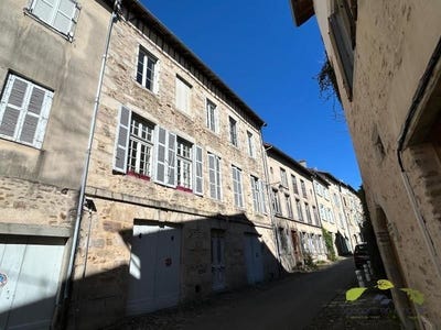 /international/fr/saint-leonard-de-noblat-limousin-310100829451/