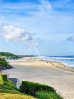 /international/fr/equihen-plage-calais-310107920969/