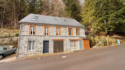 /international/fr/le-mont-dore-auvergne-310108677226/