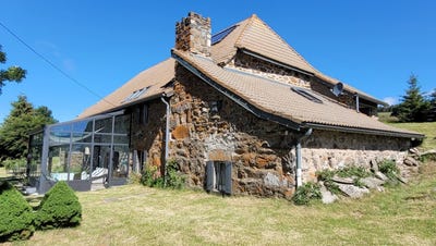 /international/fr/les-estables-auvergne-310109179800/