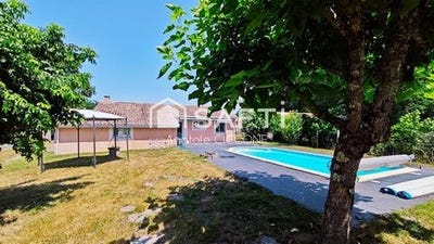 /international/fr/soussans-aquitaine-310100638493/