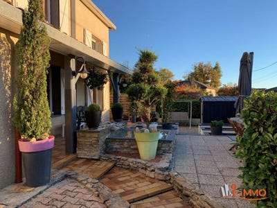 /international/fr/villemoirieu-rhone-310103405354/