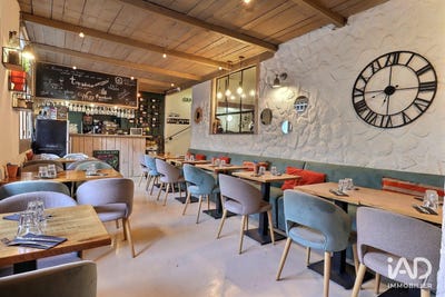/international/fr/marseille-provence-alpes-cote-d-azur-310103798243/
