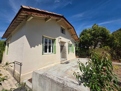 /international/fr/monteux-provence-alpes-cote-d-azur-310119747157/