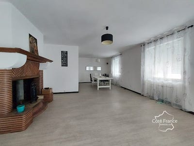 /international/fr/saint-symphorien-brittany-310096508810/?lang=en