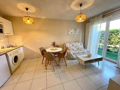 /international/fr/merignac-charente-310101018498/?lang=en