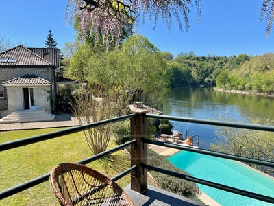 /international/fr/gensac-aquitaine-310107414727/