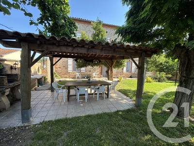 /international/fr/lescure-d-albigeois-midi-pyrenees-310108792000/