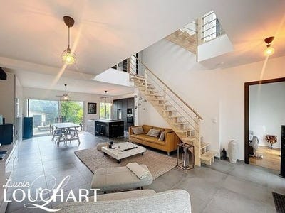 /international/fr/l-hay-les-roses-ile-de-france-310106997113/