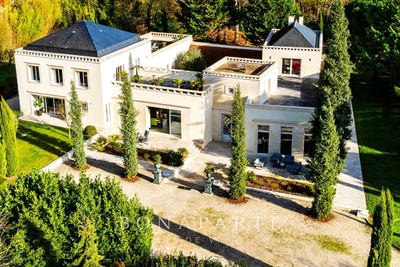 /international/fr/saint-cyr-sur-loire-centre-val-de-loire-310106596305/