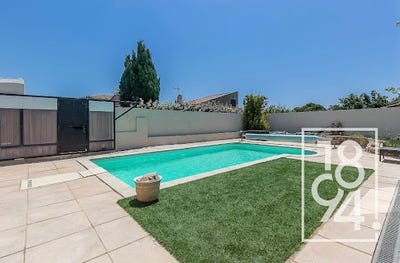 /international/fr/martigues-provence-alpes-cote-d-azur-310100856429/