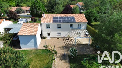 /international/fr/liniers-charente-310107468816/