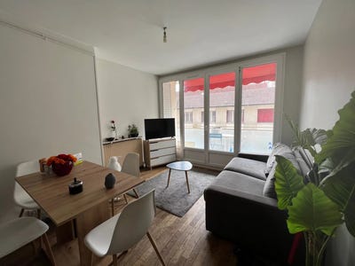 /international/fr/6-petite-rue-de-pouilly-dijon-lorraine-310108328614/