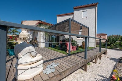 /international/fr/palau-del-vidre-languedoc-roussillon-310101034403/