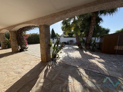/international/fr/hyeres-provence-alpes-cote-d-azur-310108430095/