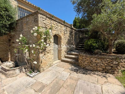 /international/fr/uzes-languedoc-roussillon-310099949765/?lang=zh-tw