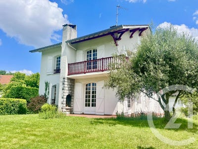 /international/fr/pau-rhone-310100183346/