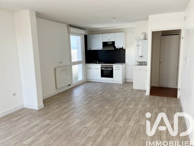 /international/fr/lormont-midi-pyrenees-310106993634/