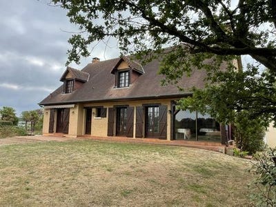 /international/fr/roeze-sur-sarthe-pays-de-la-loire-310110119575/