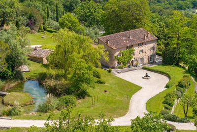 /international/fr/fayence-hh-15819121-fayence-provence-alpes-cote-d-azur-310100955174/