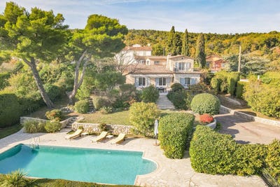 /international/fr/cabris-provence-alpes-cote-d-azur-310108792295/