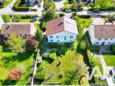/international/fr/saint-denis-les-bourg-rhone-310107235485/