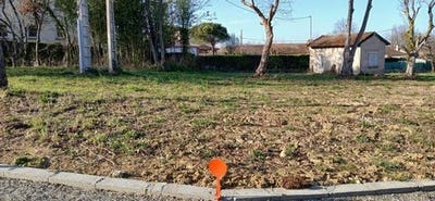 /international/fr/rieumes-midi-pyrenees-310104803053/