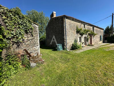 /international/fr/aizenay-pays-de-la-loire-310108286124/
