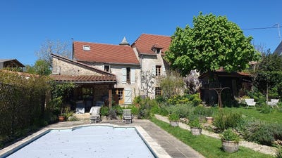 /international/fr/villeneuve-midi-pyrenees-310119502666/