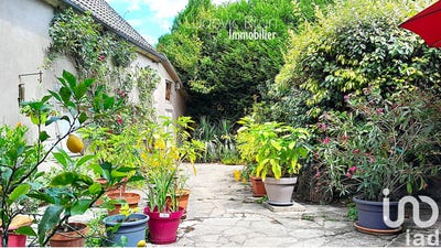 /international/fr/treigny-burgundy-310101204680/?lang=zh-cn