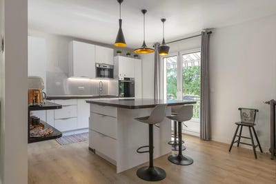 /international/fr/thomery-ile-de-france-310100876380/?lang=en